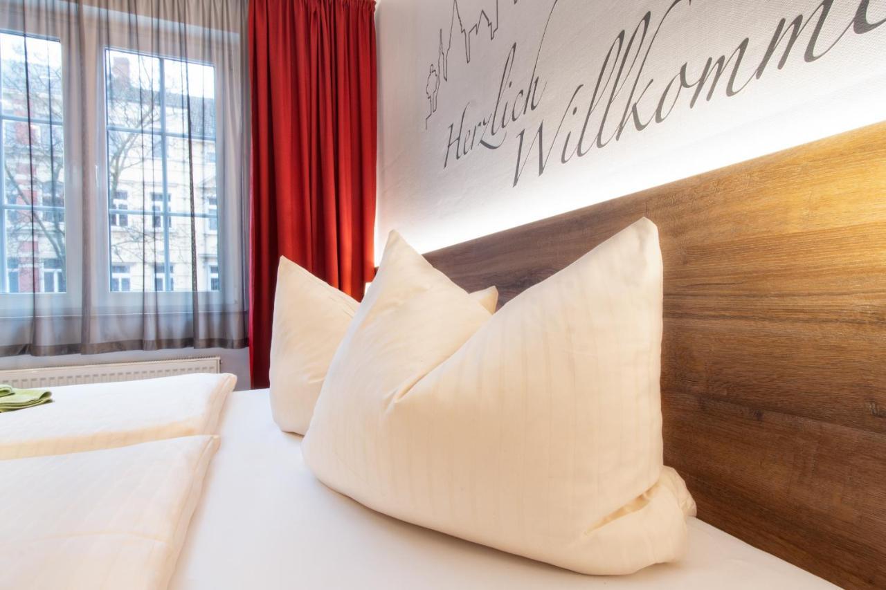 Hotel Wettiner Hof Riesa Esterno foto